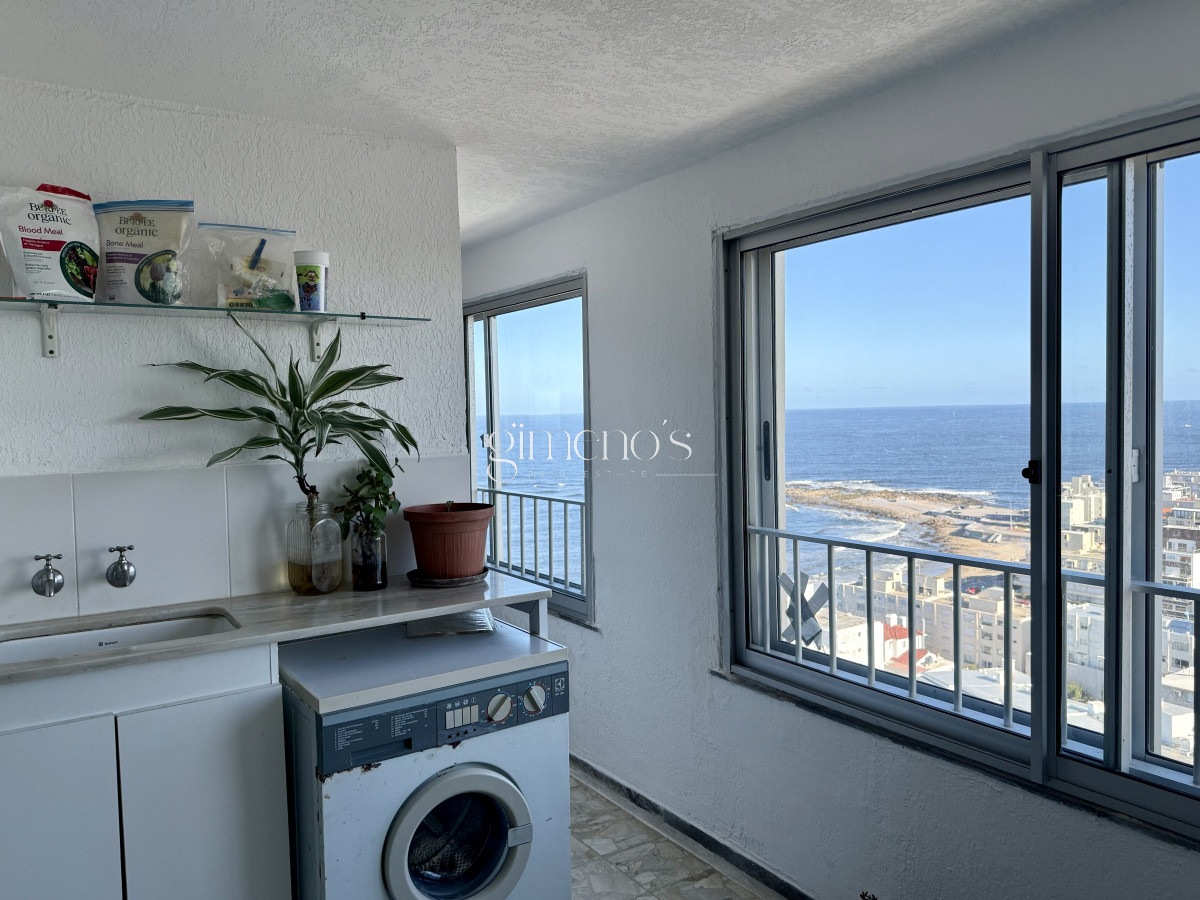 Apartamento ID.149 - Apartamento en Venta 4 Dormitorios Península - Punta del Este 