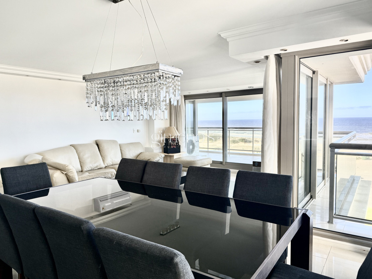 Apartamento ID.90 - Venta apartamento 3 suites mas dependencia completa, Punta del Este, Edificio IMPERIALE 