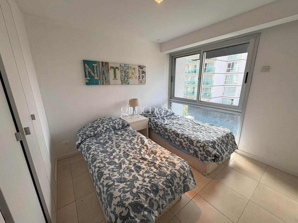 Apartamento ID.171 - Apartamento Venta 3 Dormitorios - Punta del Este - Playa Mansa - Atras de Enjoy 