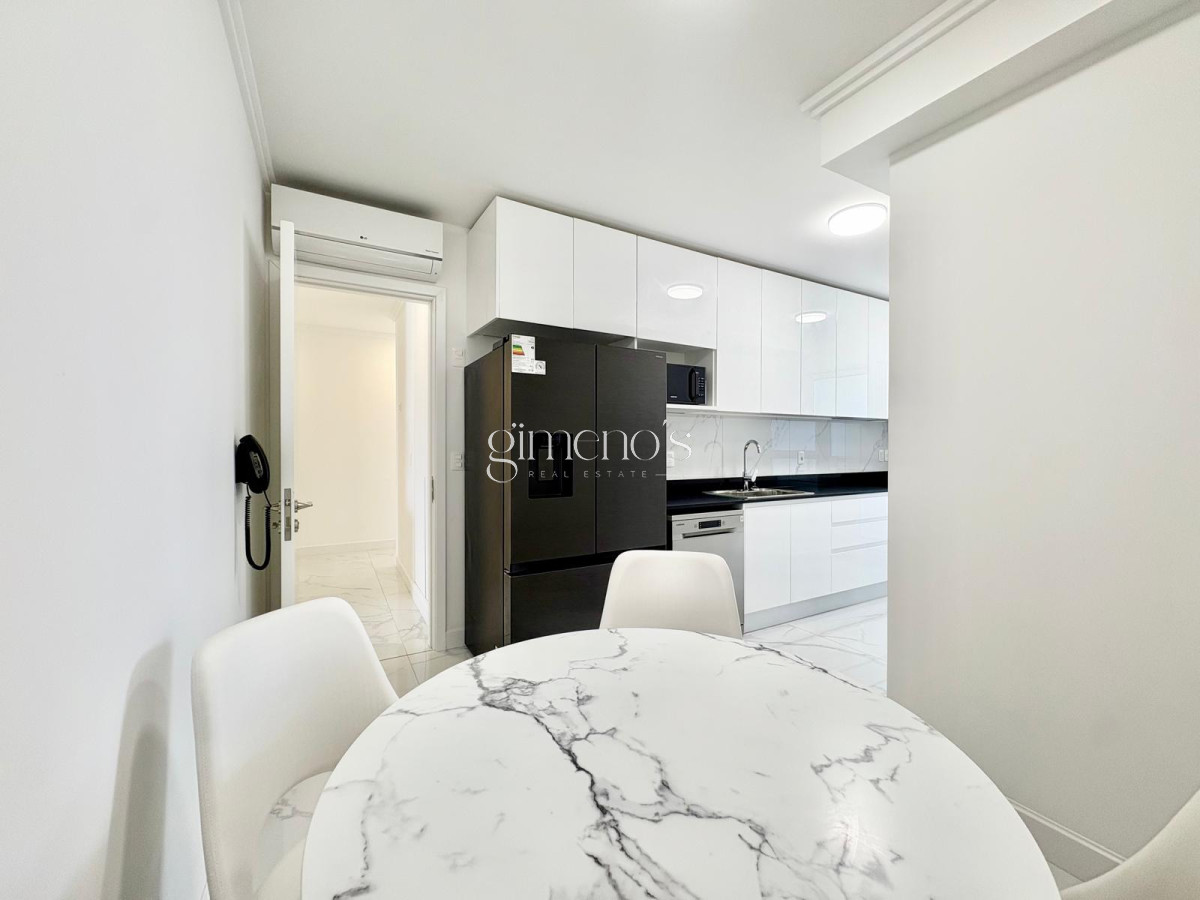 Apartamento ID.662 - Apartamento en alquiler temporario, 3 Dormitorios, Mansa- Punta del Este