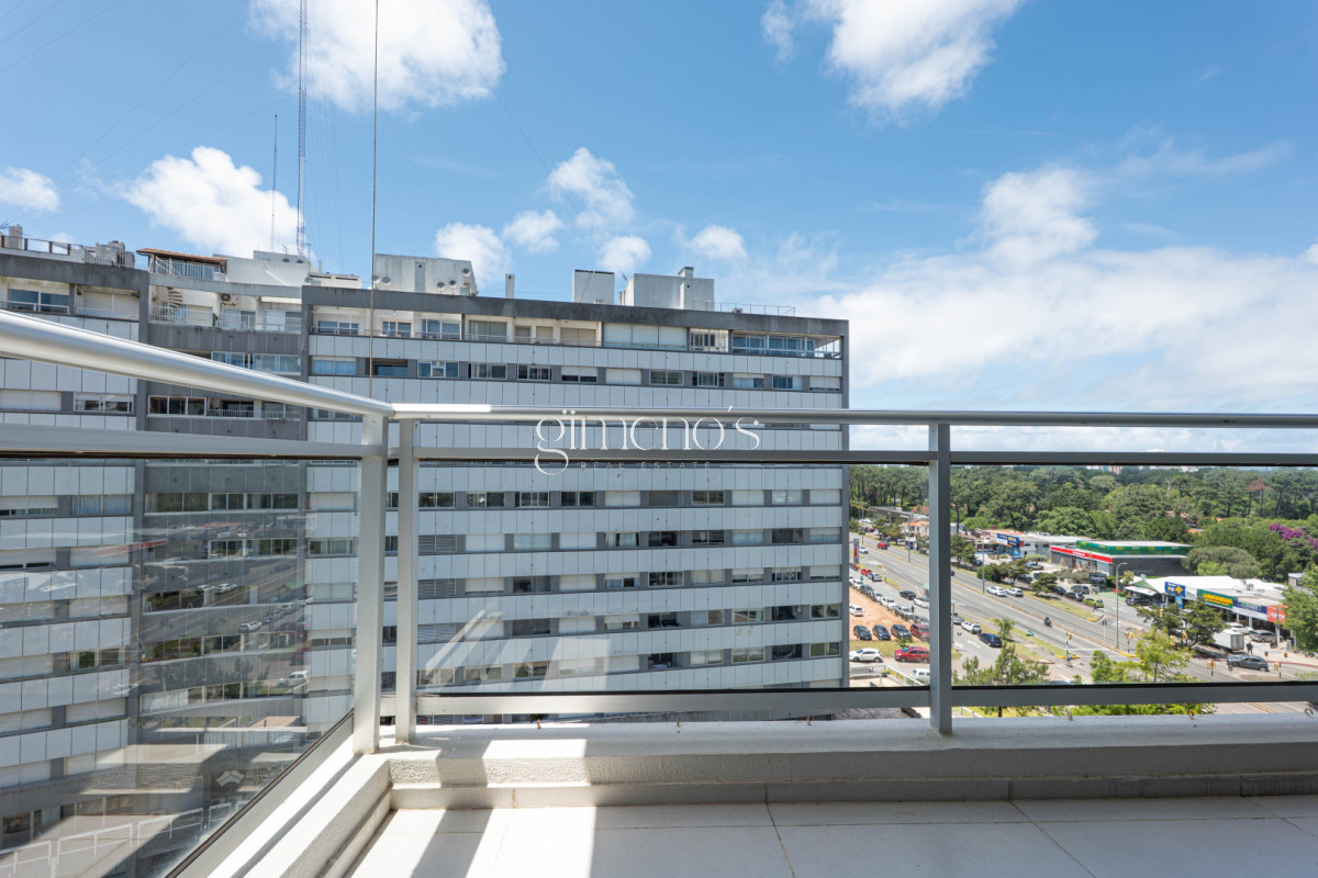 Apartamento ID.677 - Apartamento en Alquiler, 1 Dormitorio - Roosevelt- Punta del Este