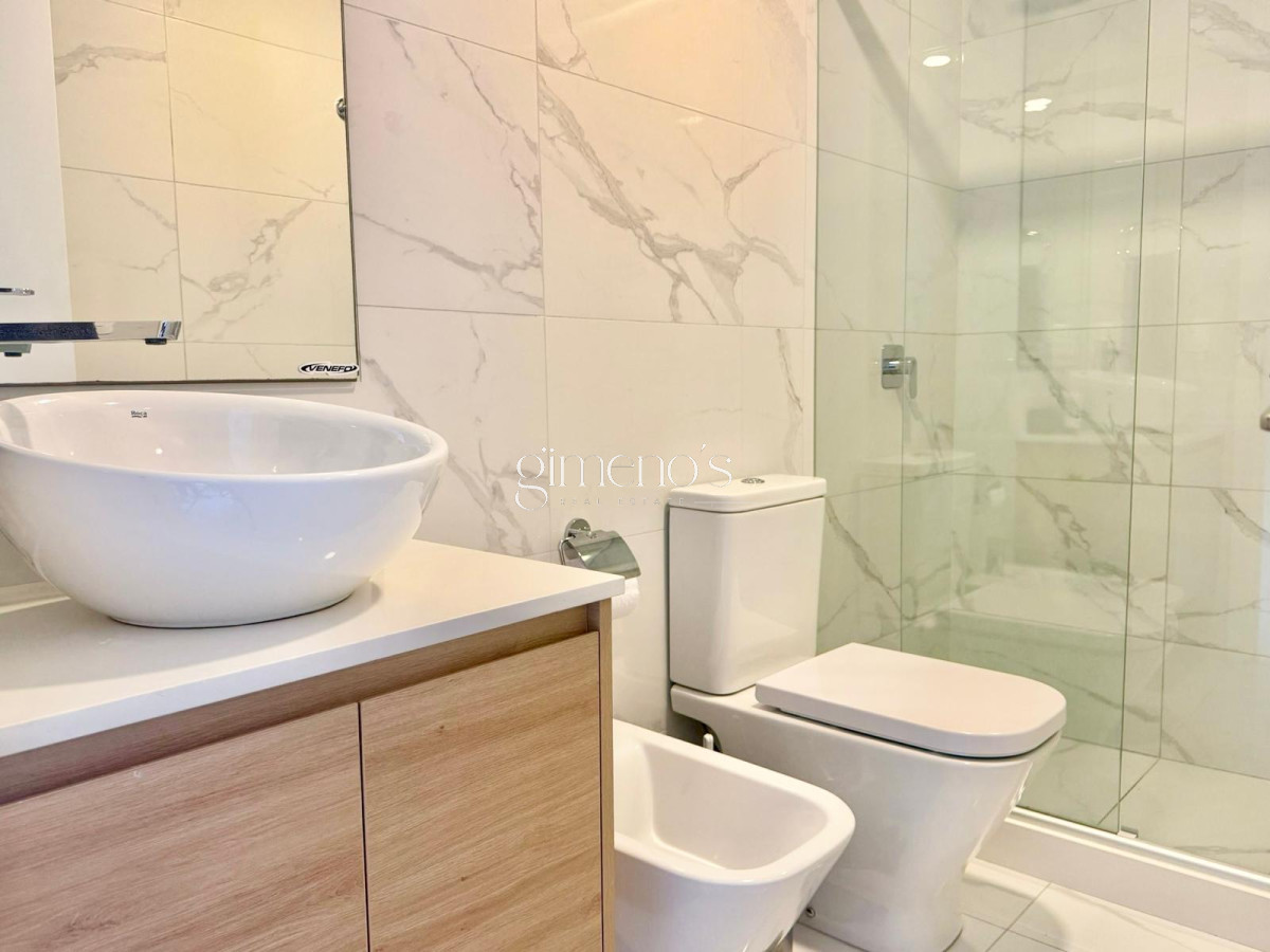 Apartamento ID.274 - Apatamento 4 Dormitorios, Mansa - Punta del Este
