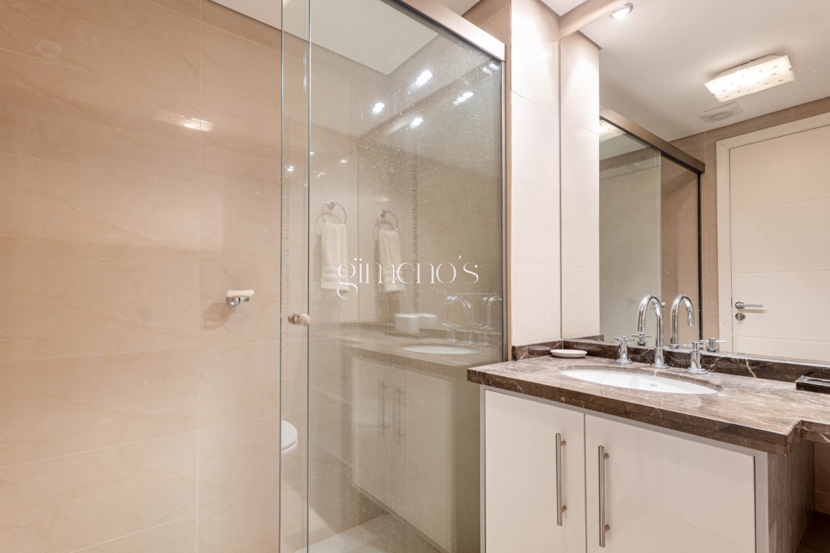 Apartamento ID.514 - Apartamento en Venta 2 Dormitorios y Medio - Playa Mansa - Punta del Este