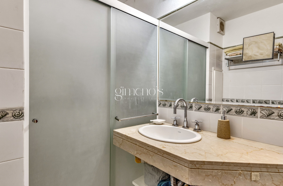 Apartamento ID.8 - Apartamento de 2 Dormitorios en Venta Punta del Este, Península 