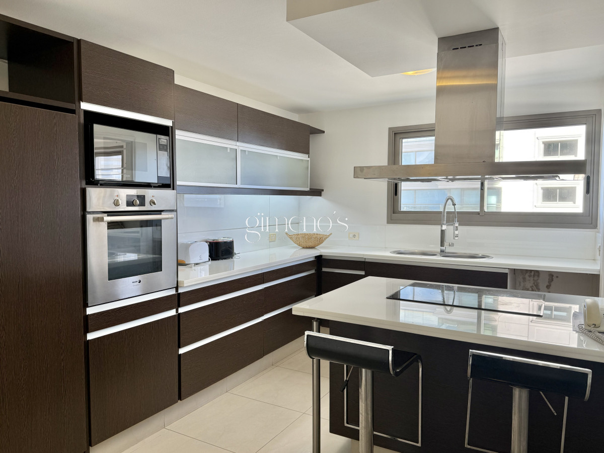Apartamento ID.90 - Venta apartamento 3 suites mas dependencia completa, Punta del Este, Edificio IMPERIALE 