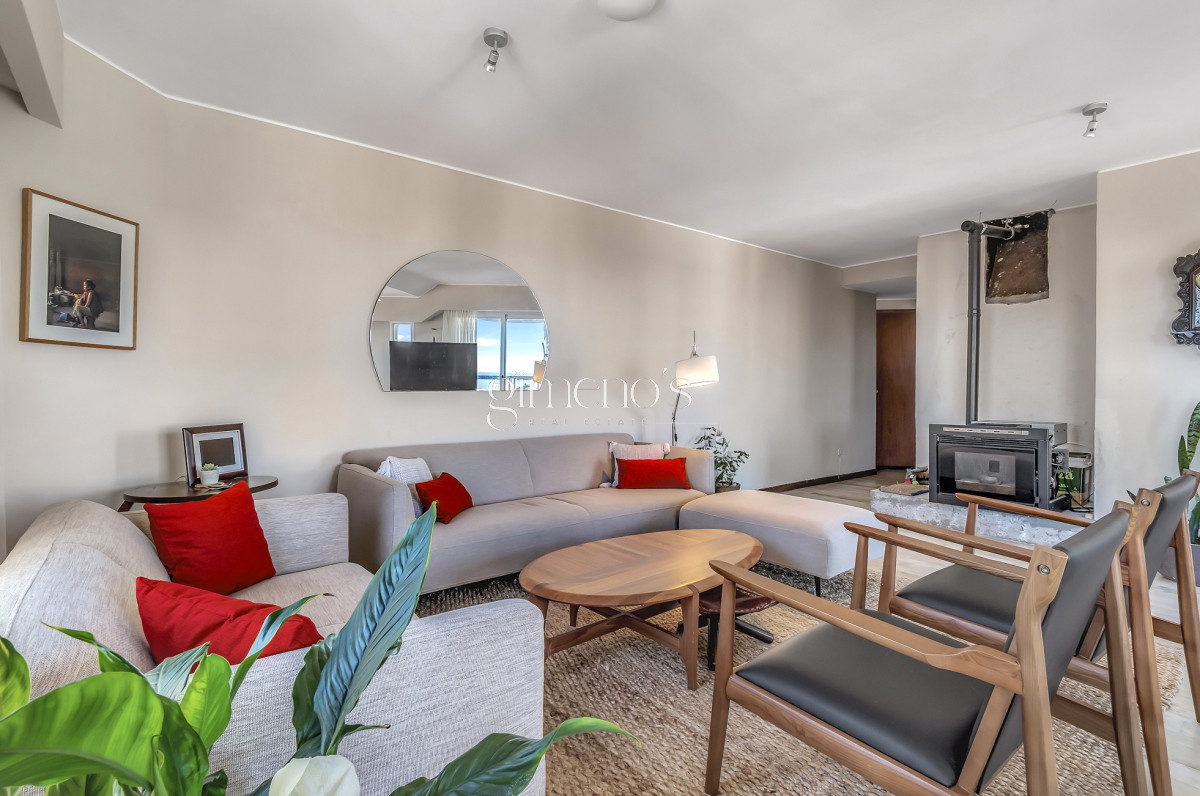 Apartamento ID.12 - Venta Apartamento 3 Dormitorios con Parrillero propio, Punta del Este, Roosevelt
