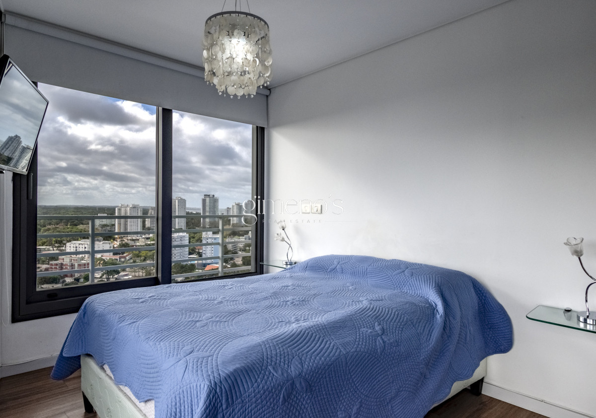 Apartamento ID.1 - Apartamento 3 Dormitorios en Suite, Mansa a 2 cuadras del Mar 