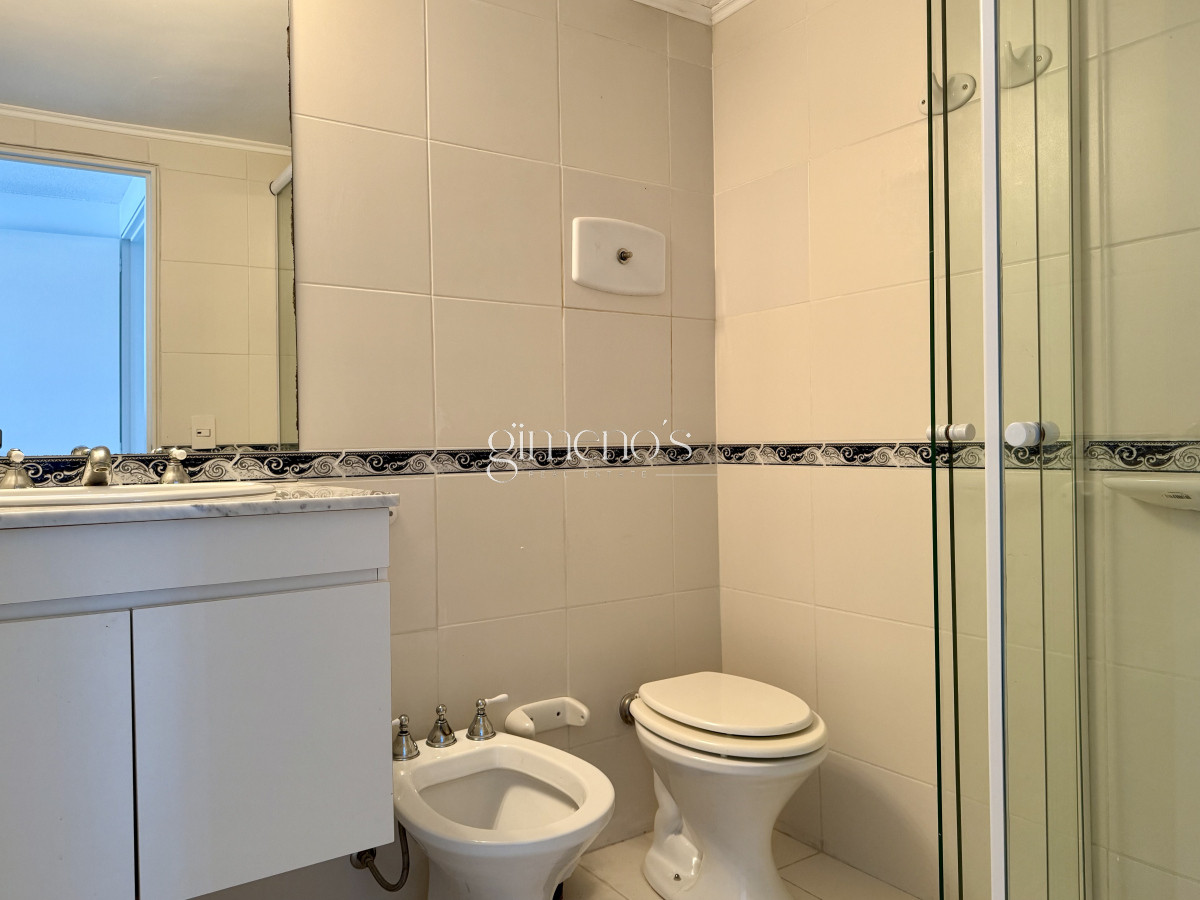 Apartamento ID.149 - Apartamento en Venta 4 Dormitorios Península - Punta del Este 