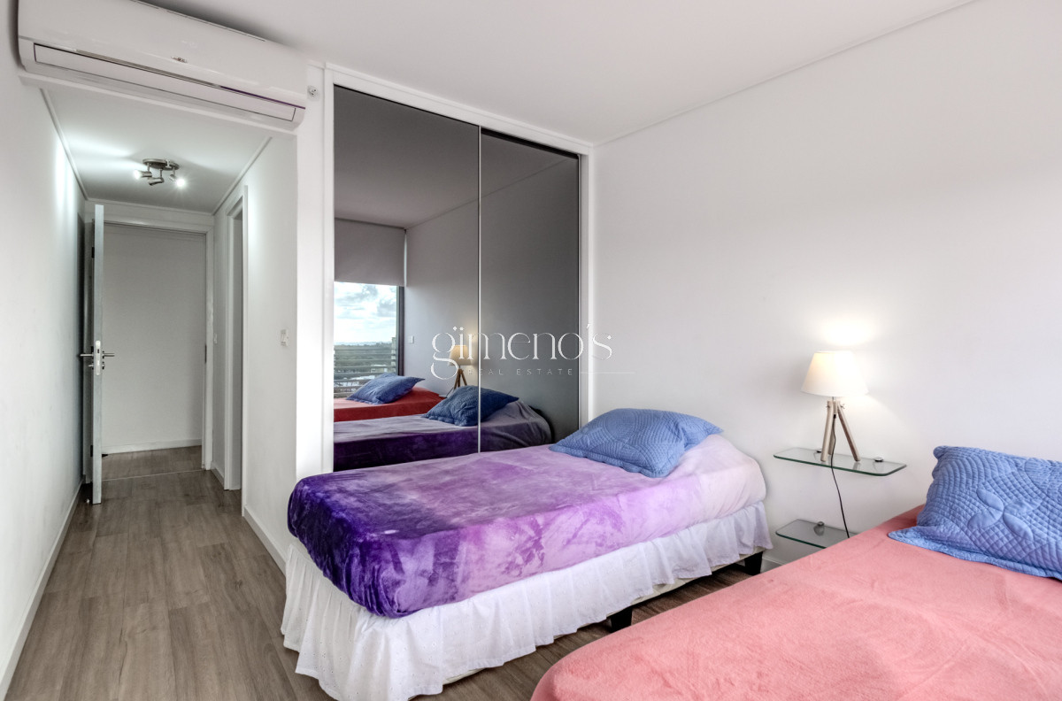Apartamento ID.1 - Apartamento 3 Dormitorios en Suite, Mansa a 2 cuadras del Mar 