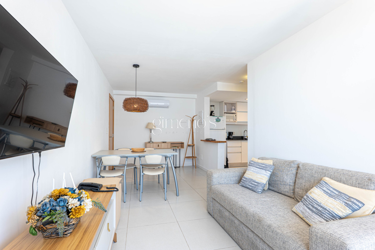 Apartamento ID.677 - Apartamento en Alquiler, 1 Dormitorio - Roosevelt- Punta del Este