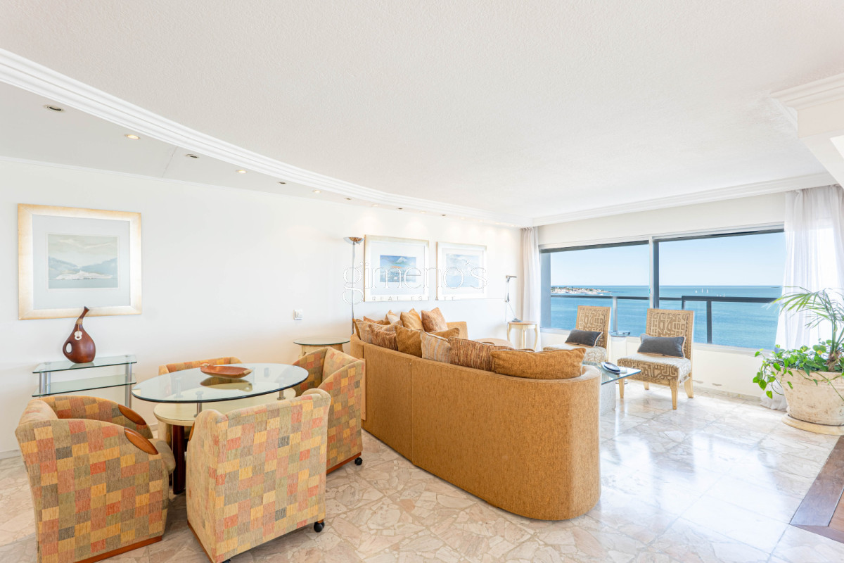 Apartamento ID.593 - Apartamento en Venta 3 Dormitorios - Playa Mansa- Punta del Este