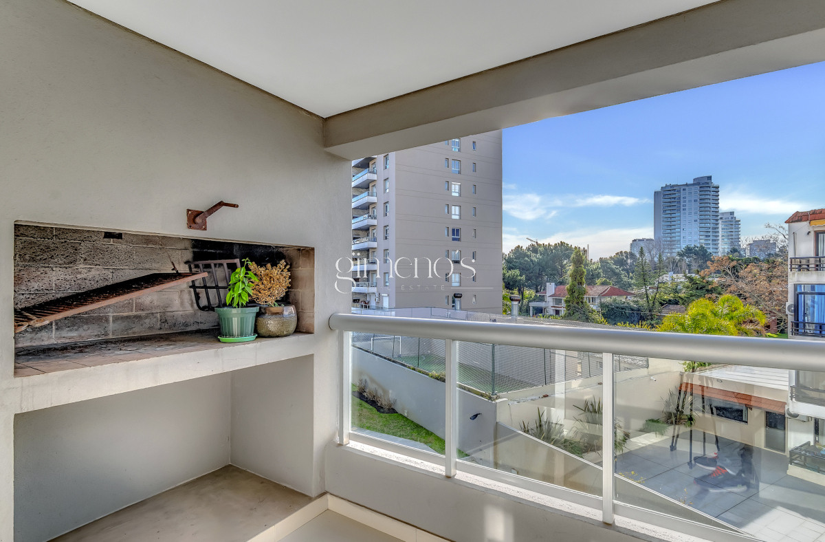 Apartamento ID.175 - Apartamento en Venta 3 Dormitorios - Punta del Este - Playa Brava