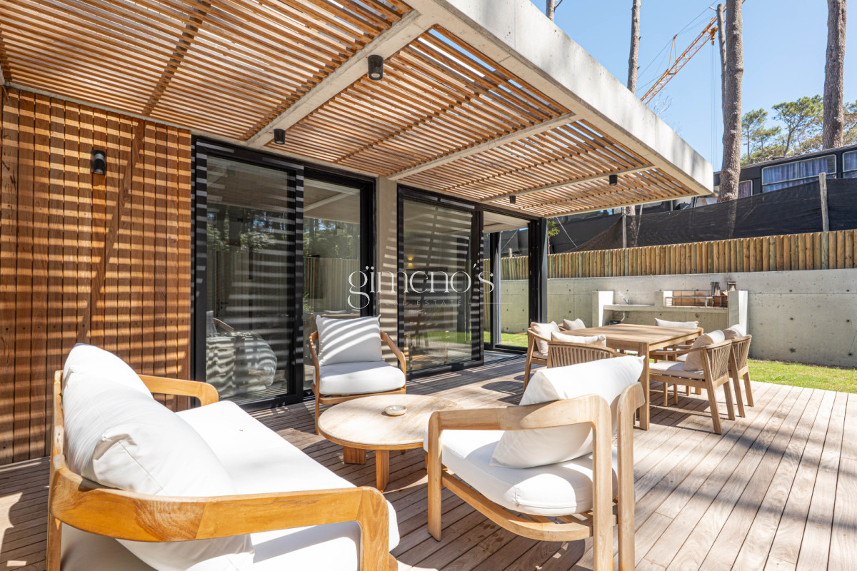 Apartamento ID.1144 - Apartamento en Venta, 2 Dormitorios, Jose Ignacio, La Juanita, Punta del Este