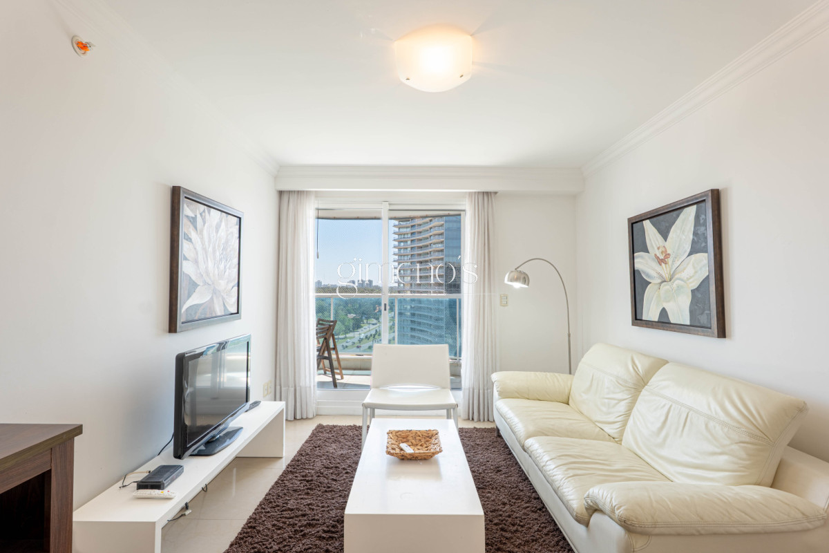 Apartamento ID.514 - Apartamento en Venta 2 Dormitorios y Medio - Playa Mansa - Punta del Este