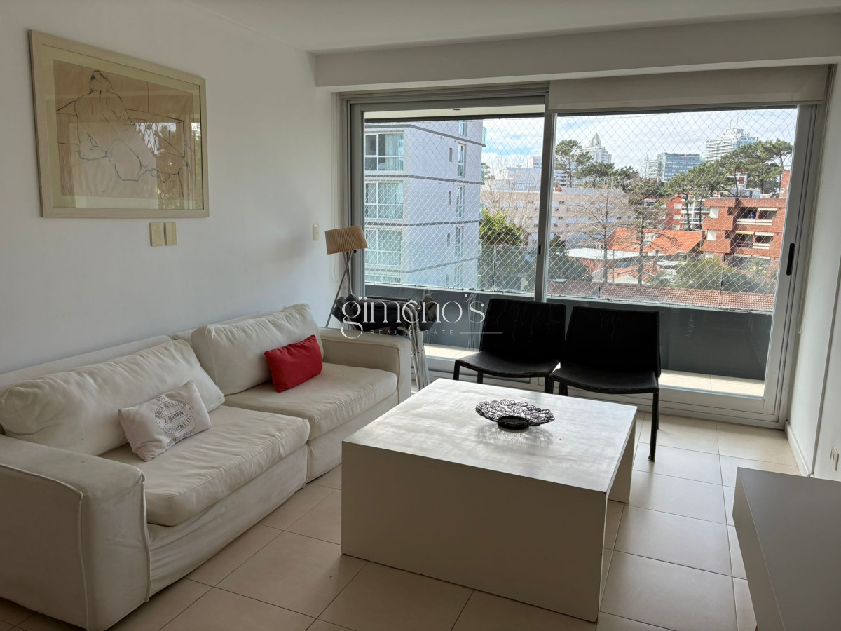 Apartamento ID.171 - Apartamento Venta 3 Dormitorios - Punta del Este - Playa Mansa - Atras de Enjoy 