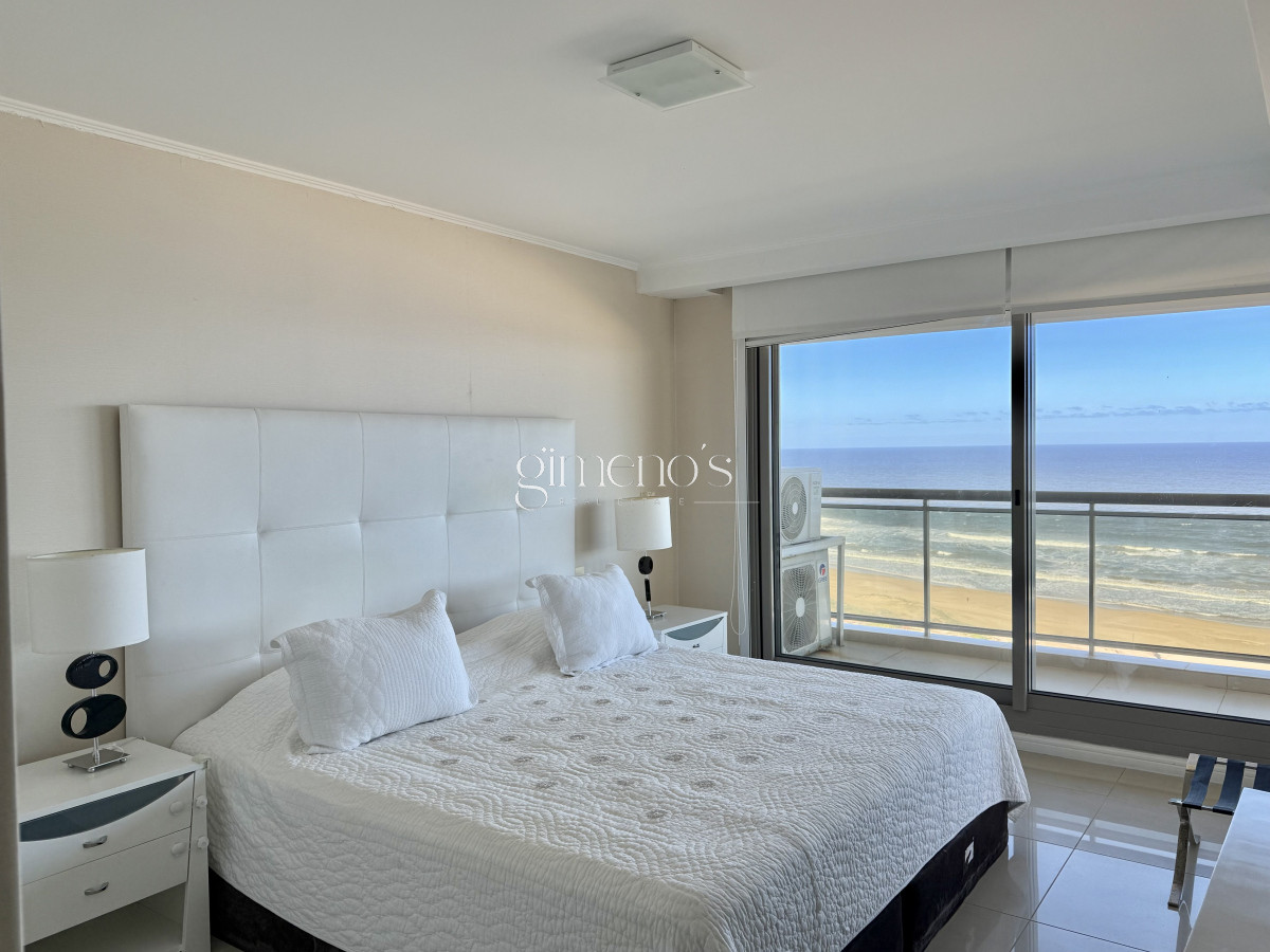 Apartamento ID.91 - Venta apartamento 3 suites mas dependencia completa, Punta del Este, Edificio IMPERIALE l