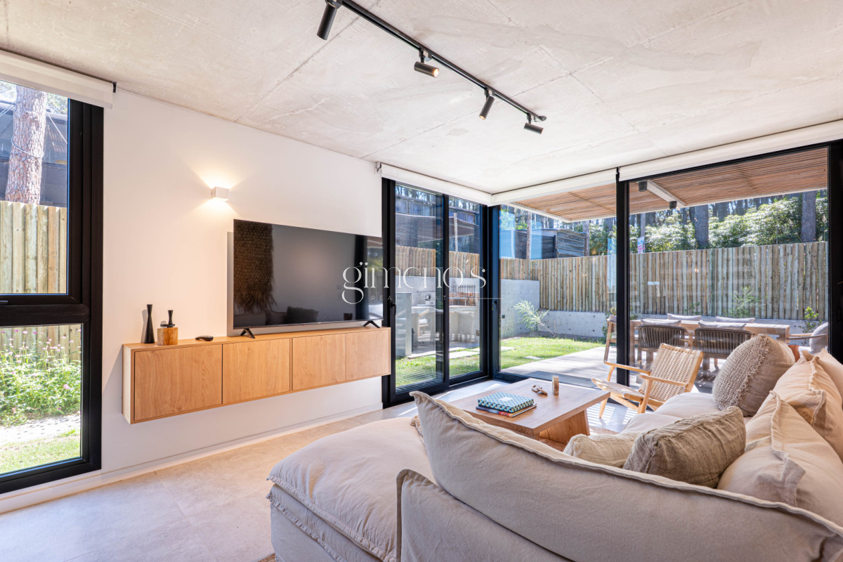 Apartamento ID.1144 - Apartamento en Venta, 2 Dormitorios, Jose Ignacio, La Juanita, Punta del Este