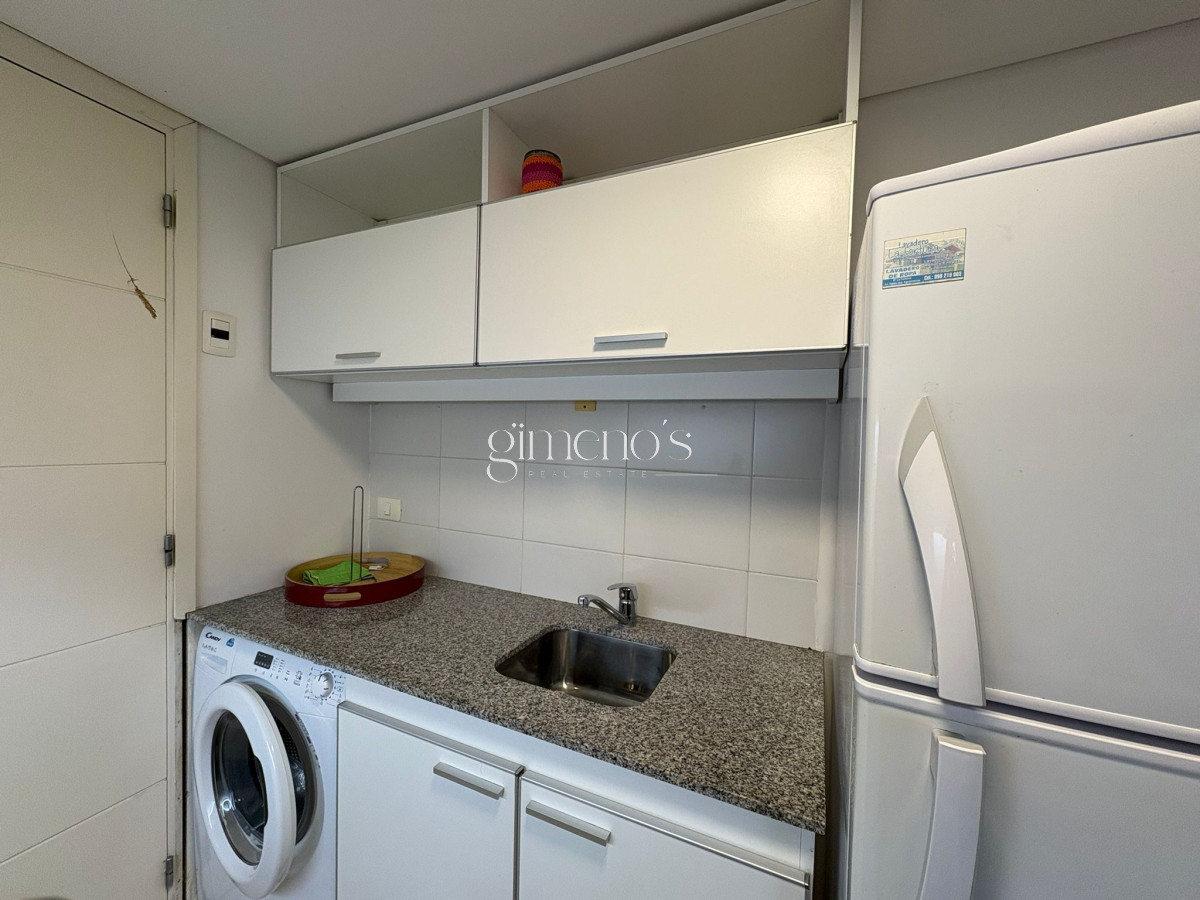 Apartamento ID.171 - Apartamento Venta 3 Dormitorios - Punta del Este - Playa Mansa - Atras de Enjoy 