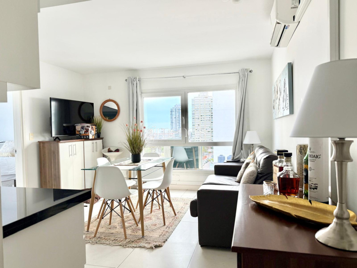 Apartamento ID.506 - Apartamento en Alquiler Anual - Peninsula - Punta del Este 