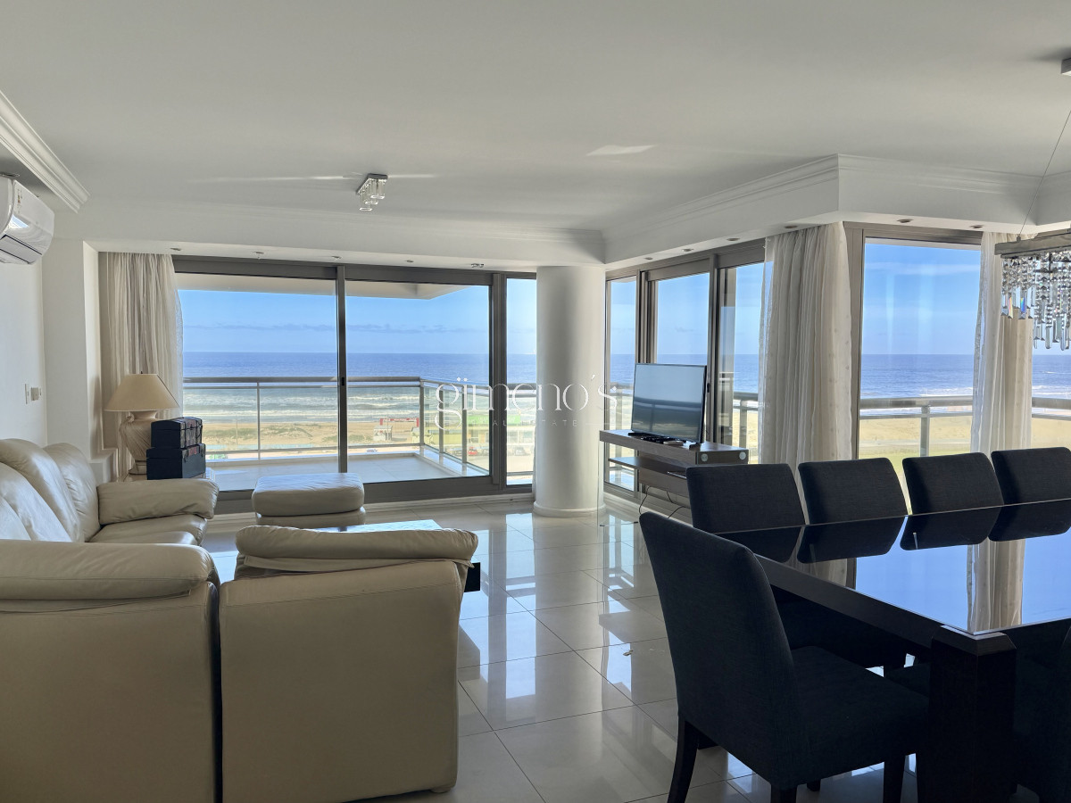 Apartamento ID.90 - Venta apartamento 3 suites mas dependencia completa, Punta del Este, Edificio IMPERIALE 