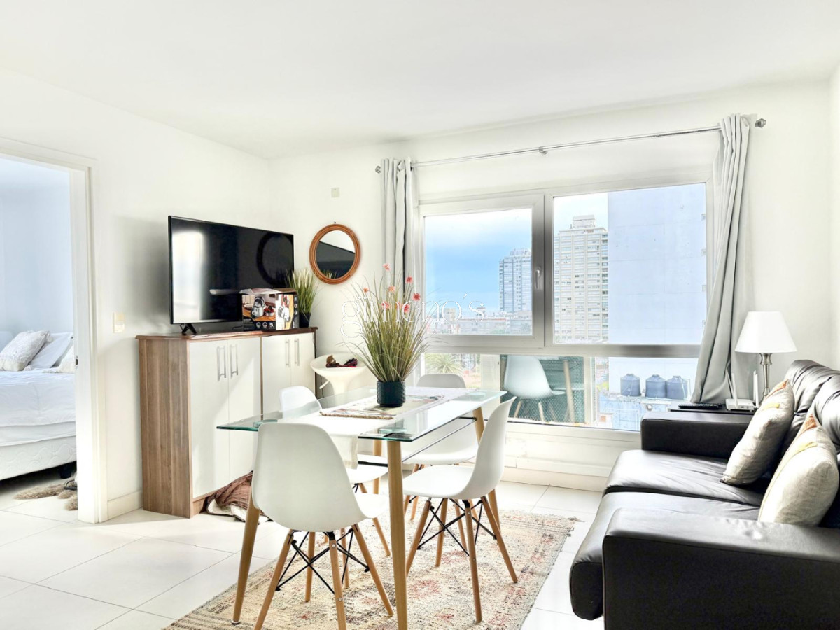 Apartamento ID.506 - Apartamento en Alquiler Anual - Peninsula - Punta del Este 