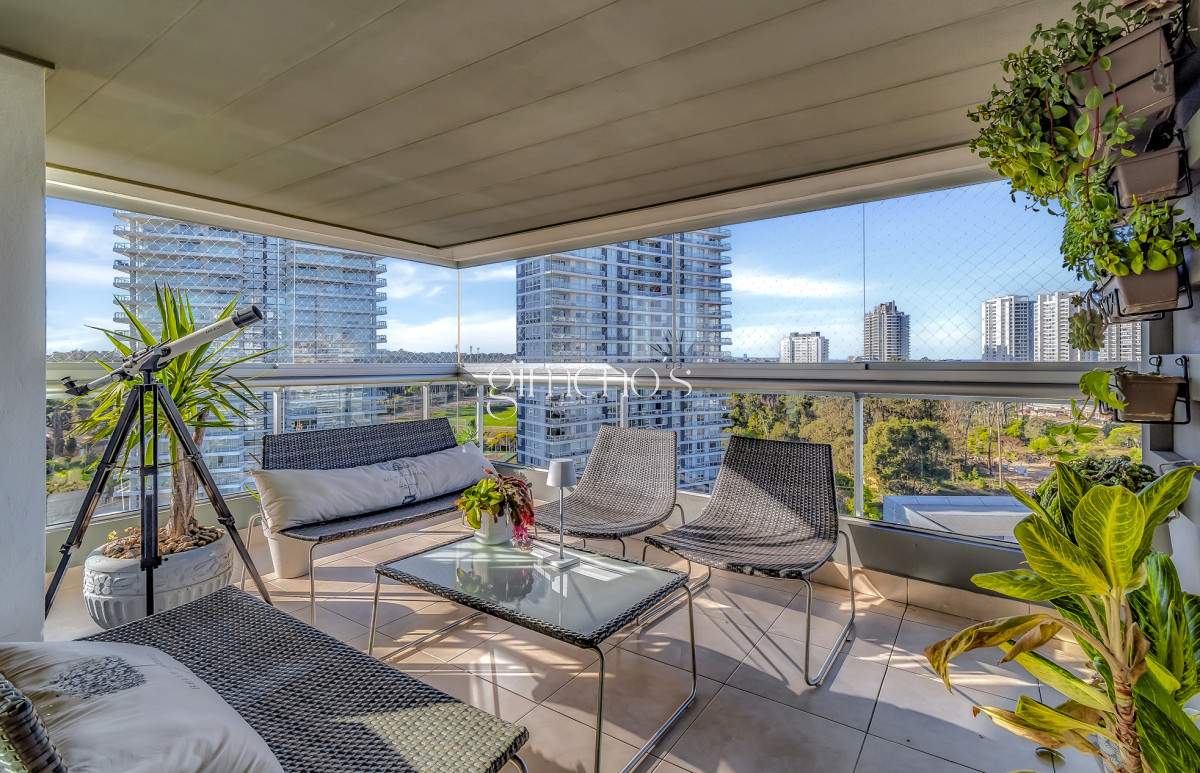 Apartamento ID.112 - Venta Apartamento 3 Dormitorios - Punta del Este - Playa Brava 