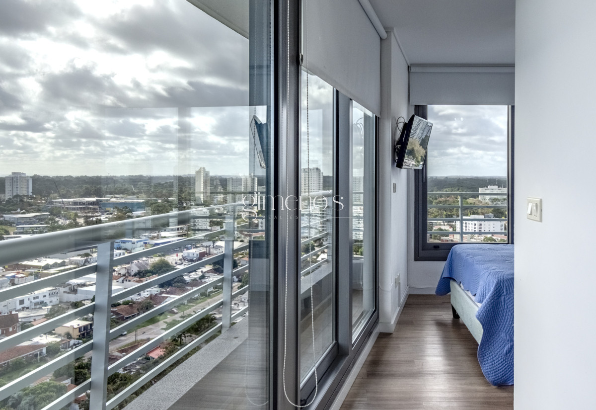 Apartamento ID.1 - Apartamento 3 Dormitorios en Suite, Mansa a 2 cuadras del Mar 