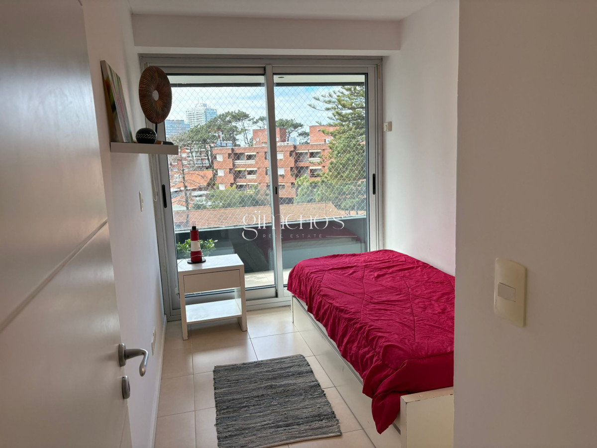 Apartamento ID.171 - Apartamento Venta 3 Dormitorios - Punta del Este - Playa Mansa - Atras de Enjoy 