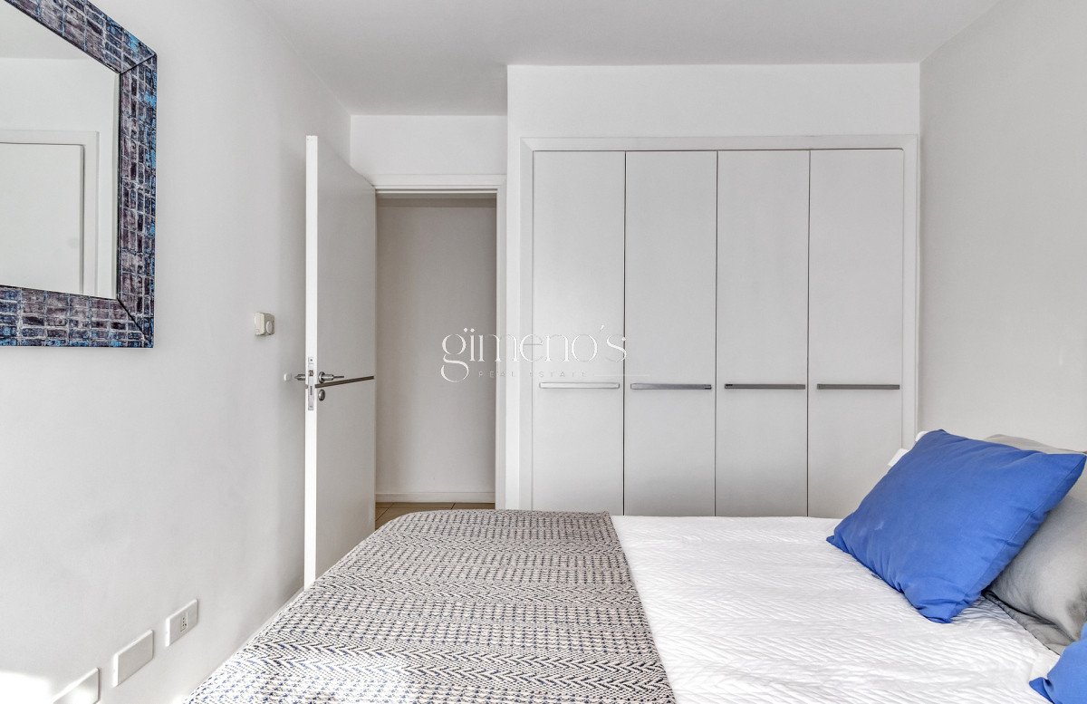 Apartamento ID.128 - Apartamento de 3 dormitorios en alquiler de Verano , Punta del Este , Playa Brava