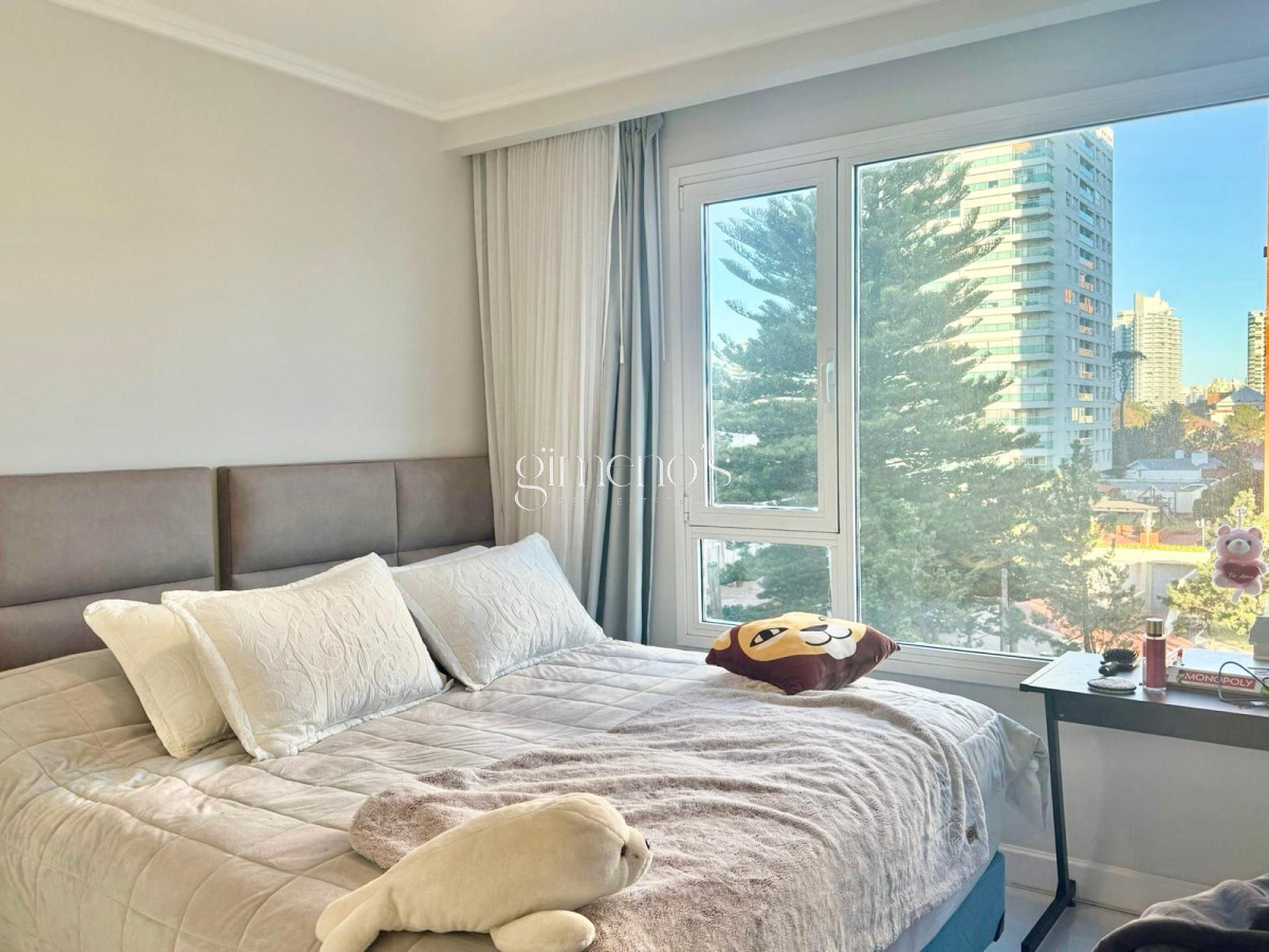 Apartamento ID.274 - Apatamento 4 Dormitorios, Mansa - Punta del Este