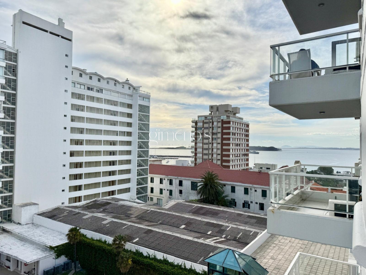 Apartamento ID.506 - Apartamento en Alquiler Anual - Peninsula - Punta del Este 