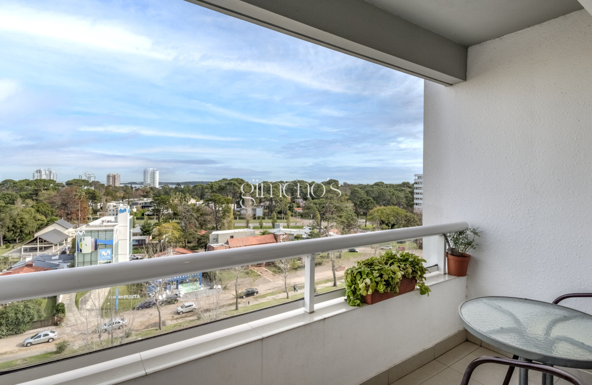 Apartamento ID.6 - Apartamento 2 dormitorios en Punta del Este, cerca de todos los servicios, Roosevelt.