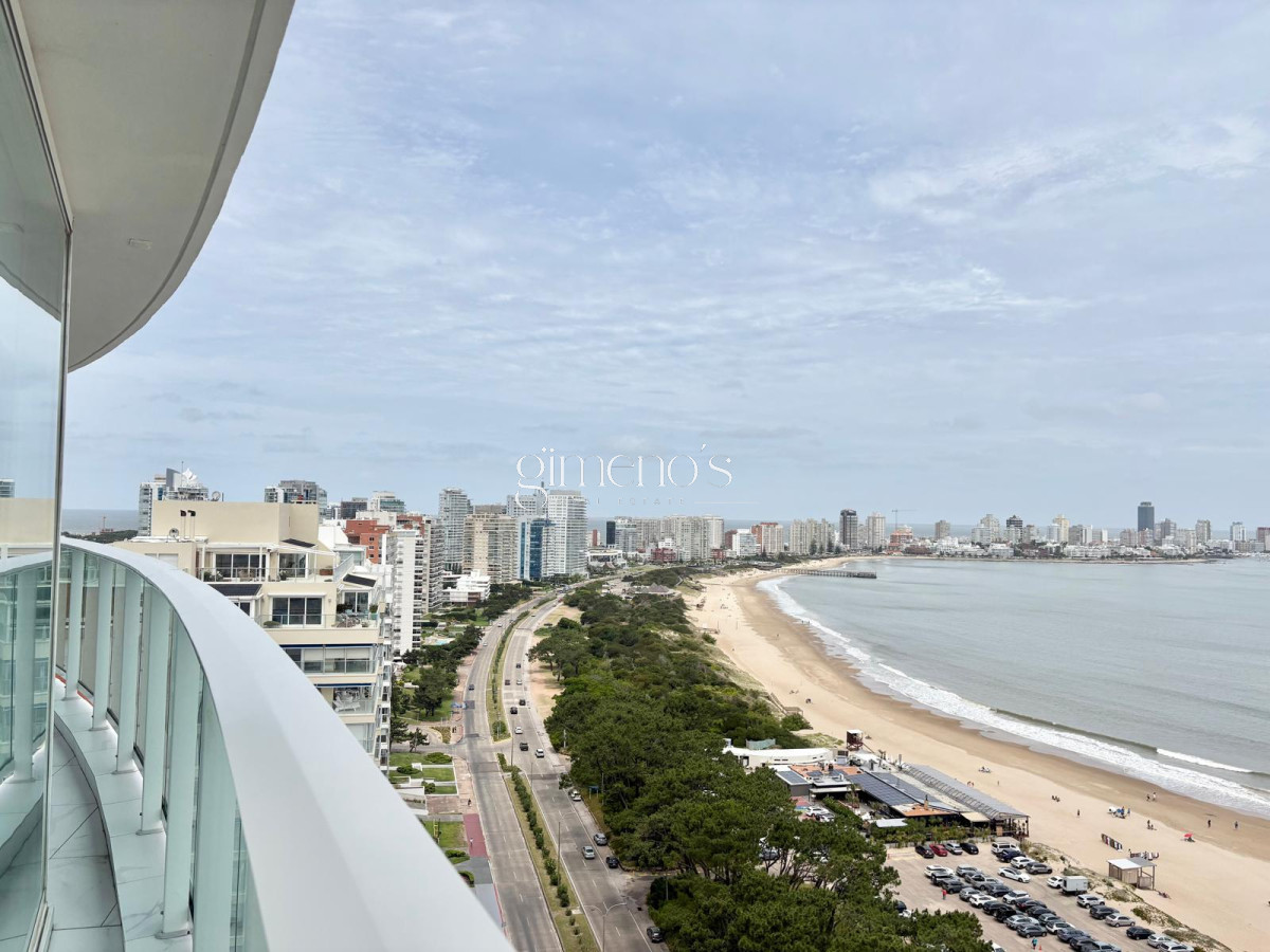 Apartamento ID.662 - Apartamento en alquiler temporario, 3 Dormitorios, Mansa- Punta del Este