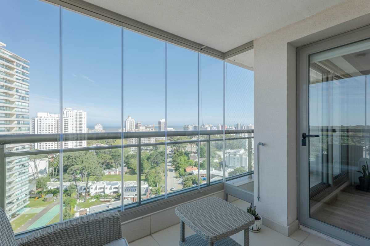 Apartamento en Venta, 2 Dormitorios - Punta del Este - Place Lafayette 