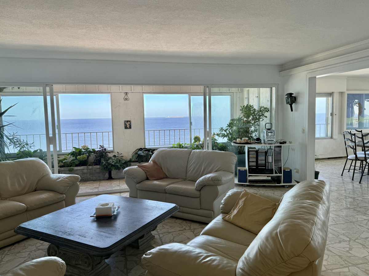 Apartamento en Venta 4 Dormitorios Península - Punta del Este 