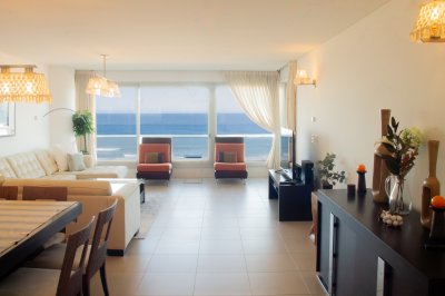 Brava primera linea, hermosa vista 