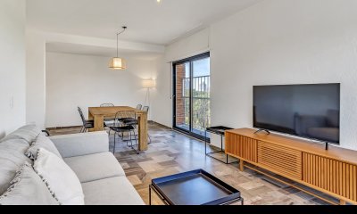 Apartamento en Venta 3 Dormitorios y Dep. completa - Reciclado - Playa Mansa
