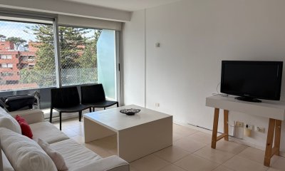 Apartamento Venta 3 Dormitorios - Punta del Este - Playa Mansa - Atras de Enjoy