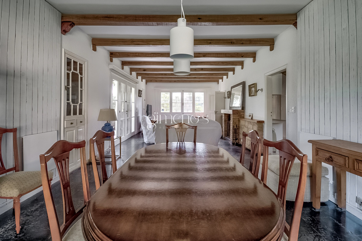 Casa ID.10 - Venta de Casa 4 Dormitorios en Mansa, Av Francia 
