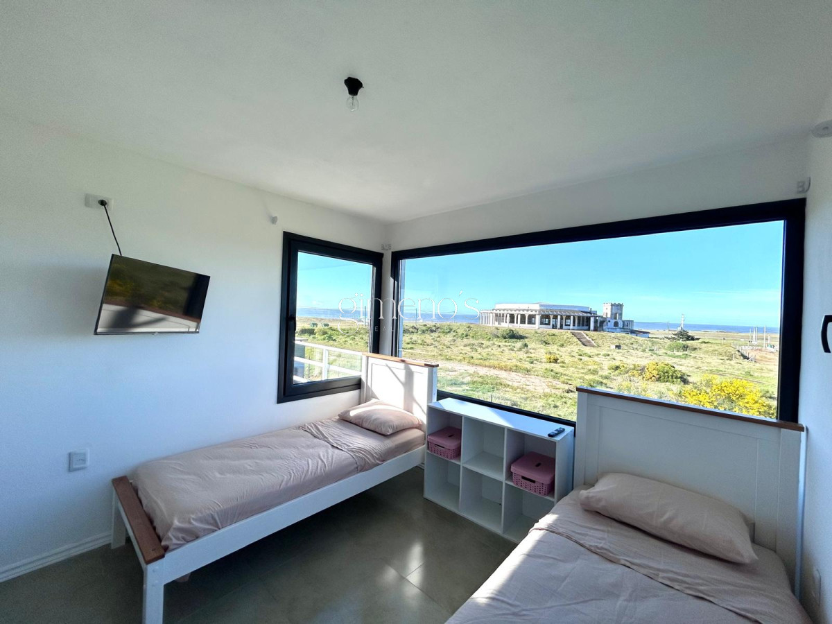 Casa ID.570 - Casa de 3 Dormitorios Alquiler Temporal - Barra de Portezuelo - Piriapolis