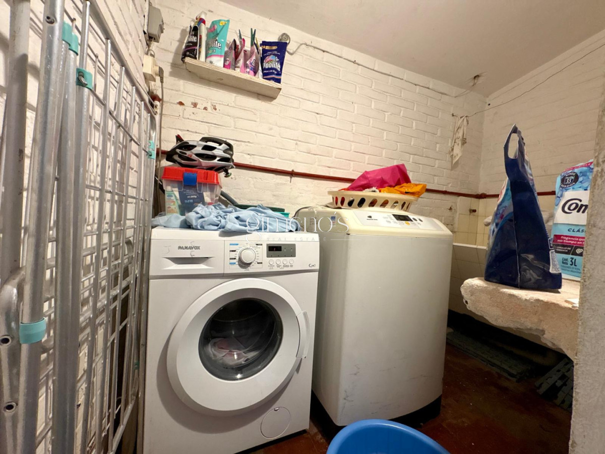 Casa ID.496 - Casa en Venta, 5 Dormitorios- Punta del Este - Playa Mansa