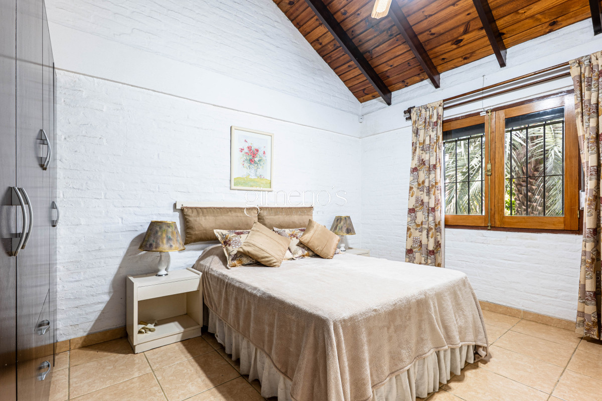 Casa ID.182 - Casa en Venta 3 Dormitorios - Punta del Este- Cantegril