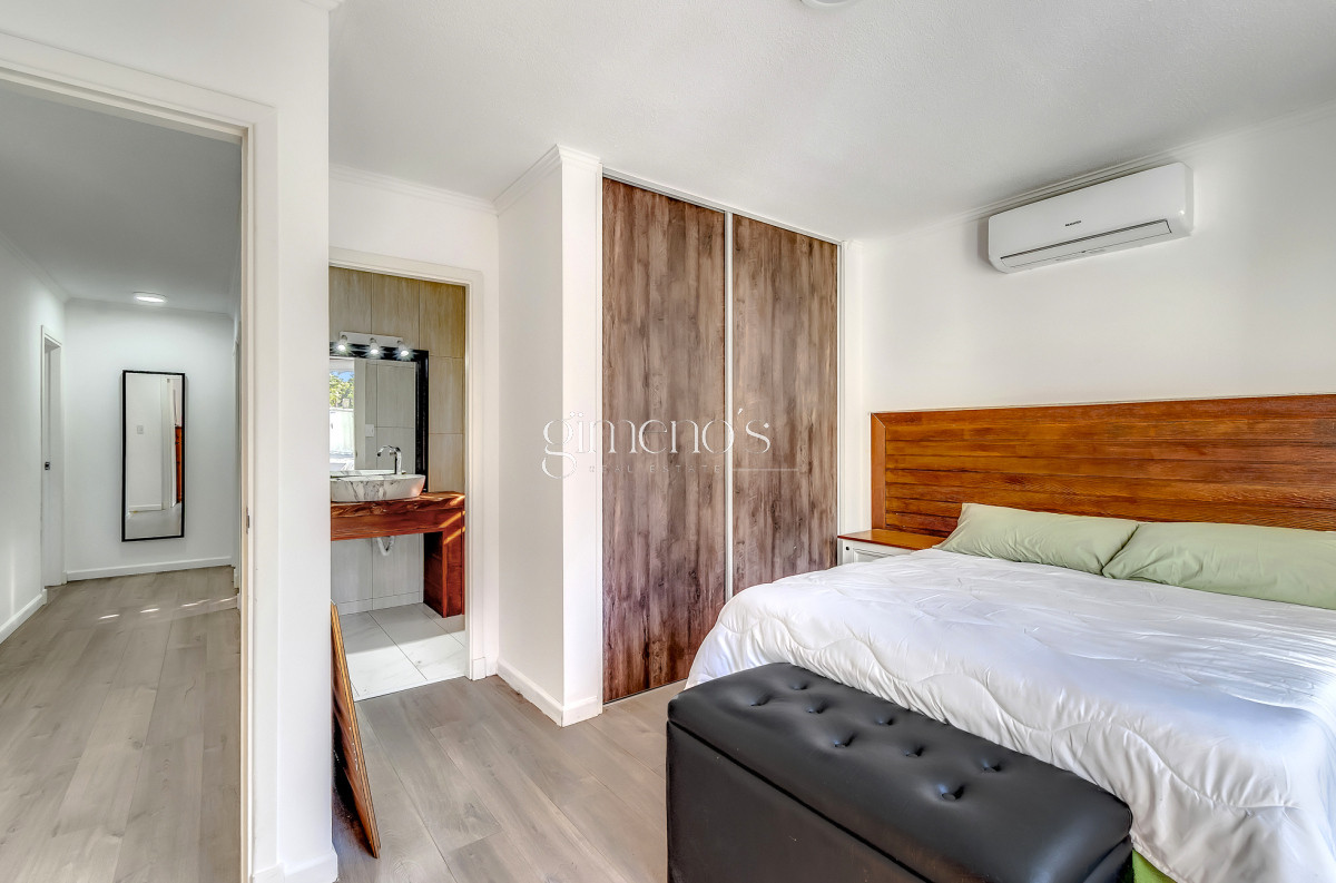 Casa ID.177 - Casa PH en Venta  3 Dormitorios en Parque Burnett