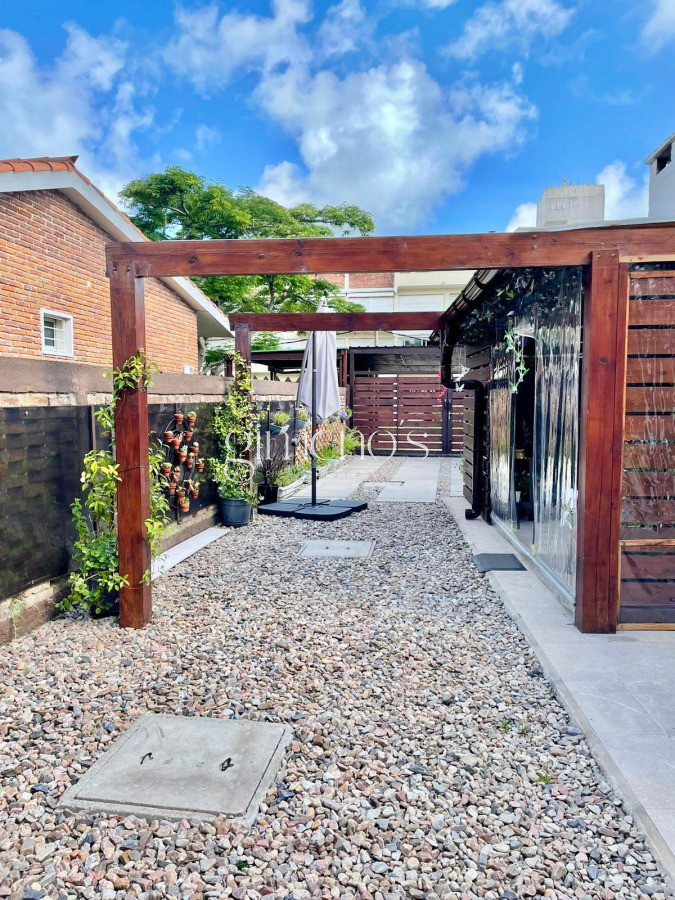 Casa ID.409 - Casa 2 Dormitorios, Alquiler de Verano