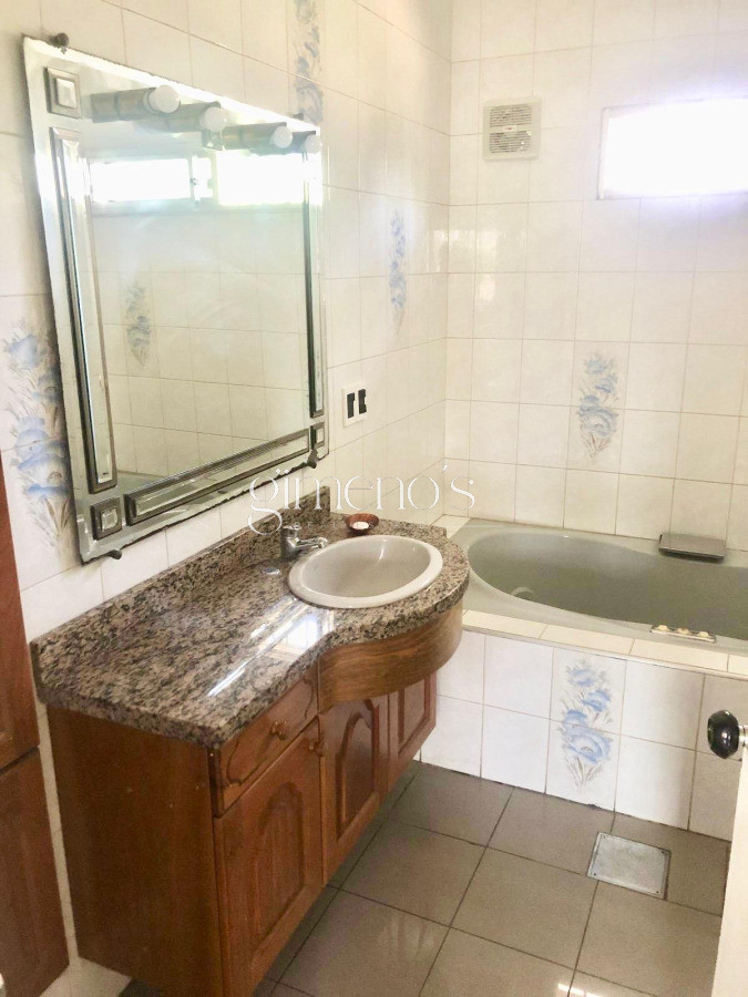 Casa ID.390 - Casa de 4 Dormitorios - Alquiler de Verano - Punta del Este - Mansa