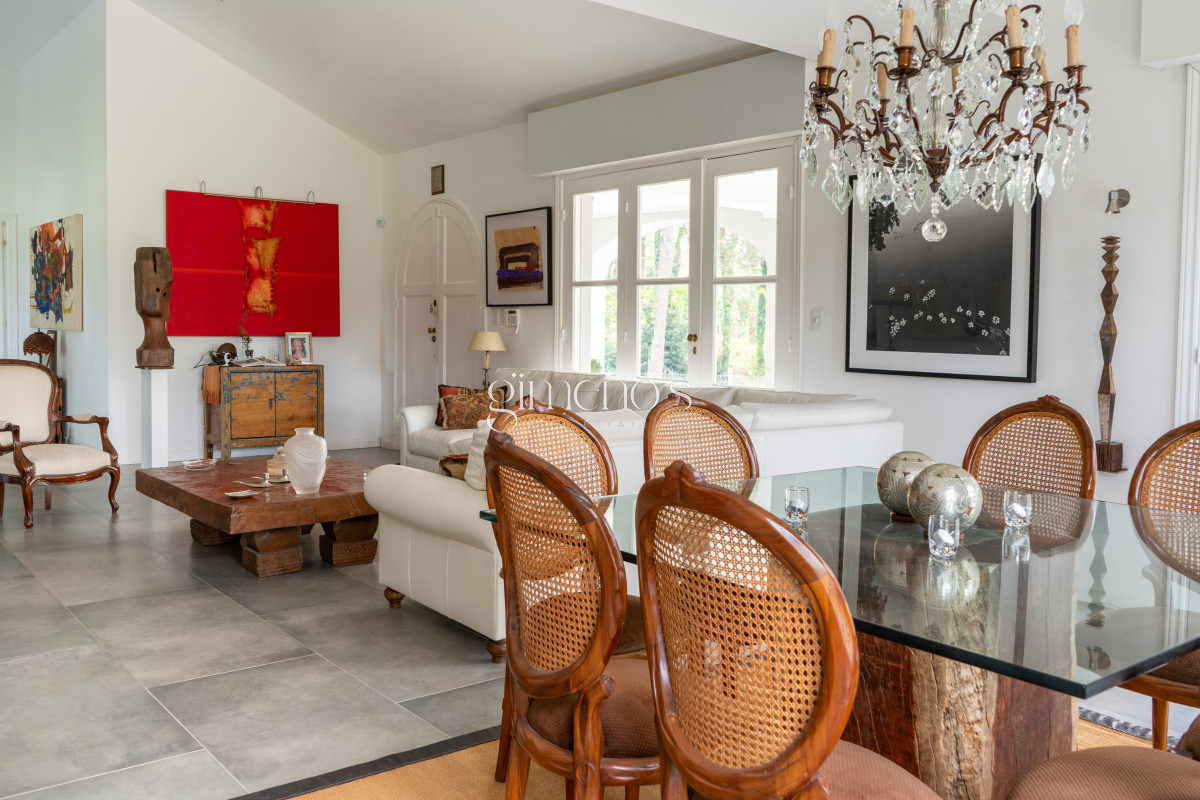 Casa ID.9 - Venta de Casa 4 Dormitorios en San Rafael, Punta del Este 