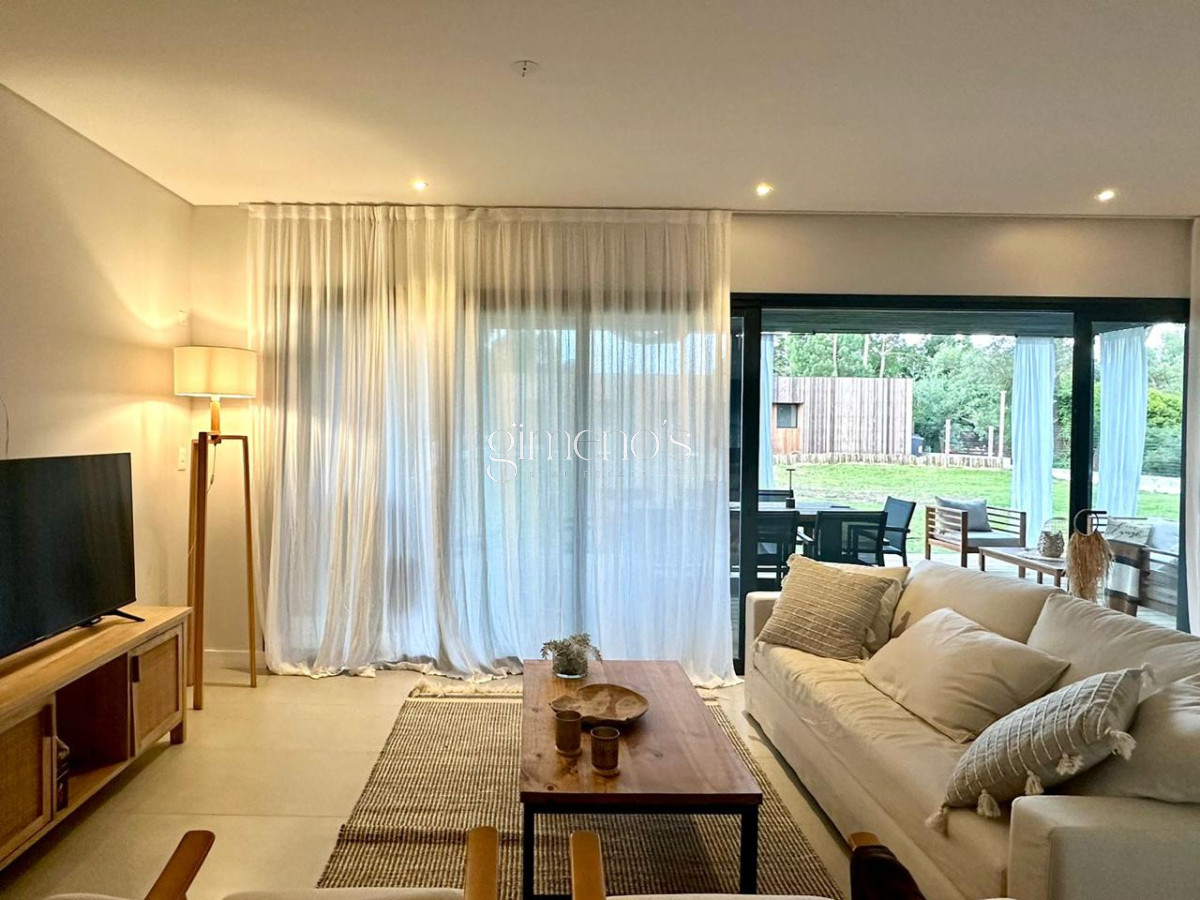Casa ID.176 - Alquiler de Casa 3 Dormitorios en barrio Privado - Las Magnolias - San Rafael - Punta del Este 