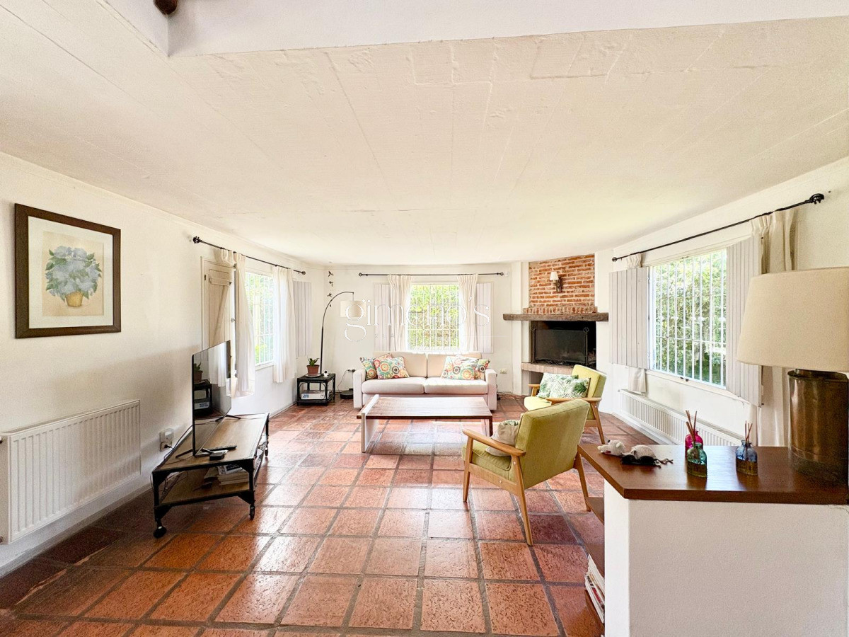 Casa ID.352 - Casa Tradicional en Alquiler de Verano - Playa Brava, Punta del Este
