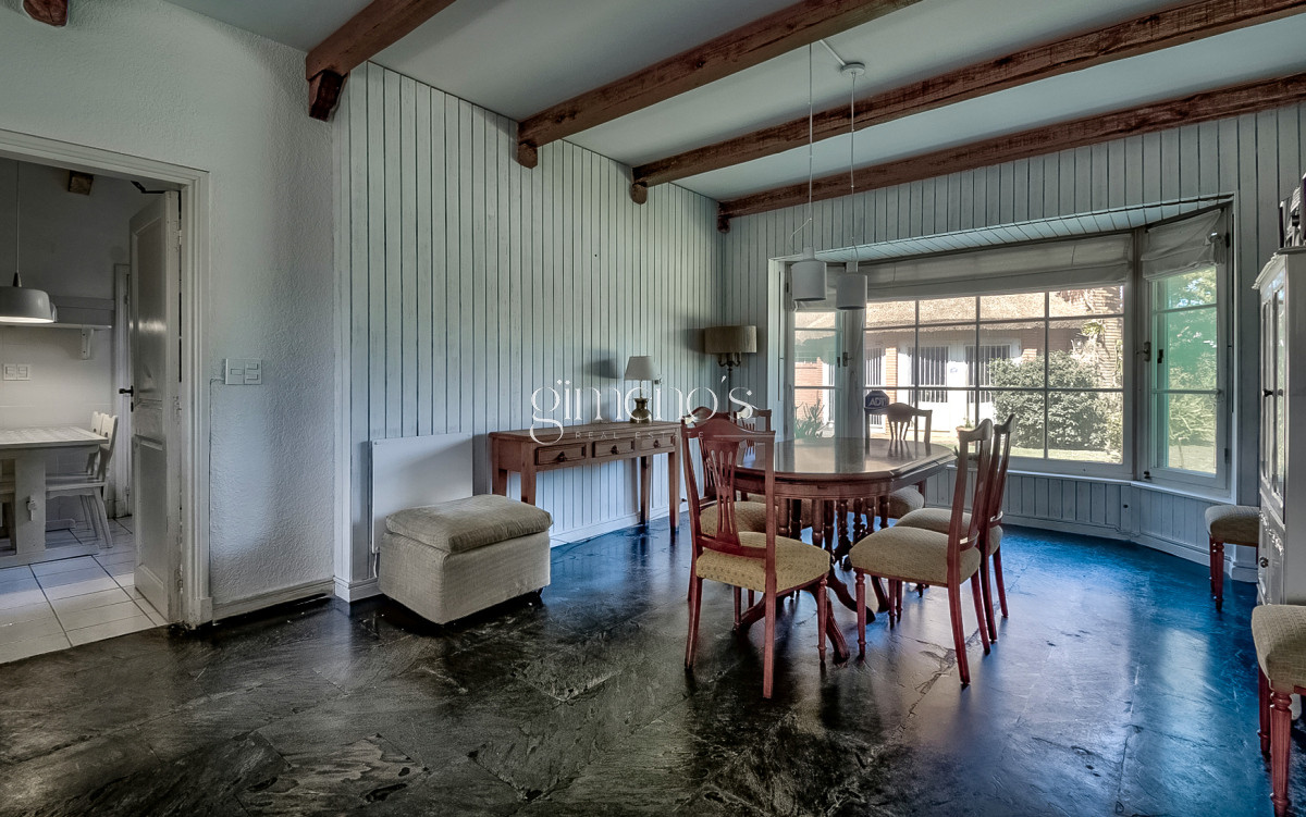 Casa ID.10 - Venta de Casa 4 Dormitorios en Mansa, Av Francia 