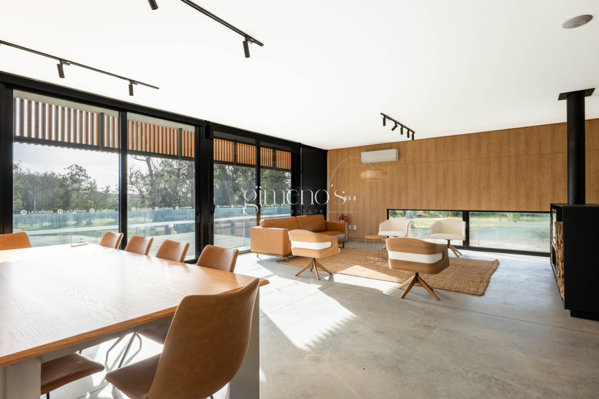 Casa ID.1129 - Casa en Venta a Estrenar 3 suites en La Cañada - Distrito 52 - Punta del Este  